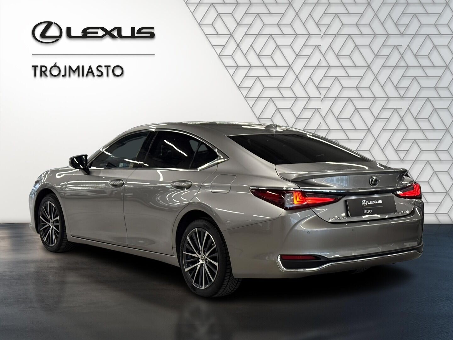 Lexus ES