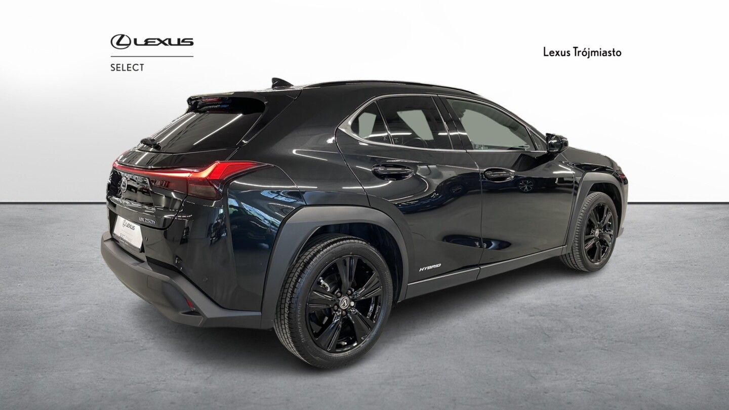 Lexus UX