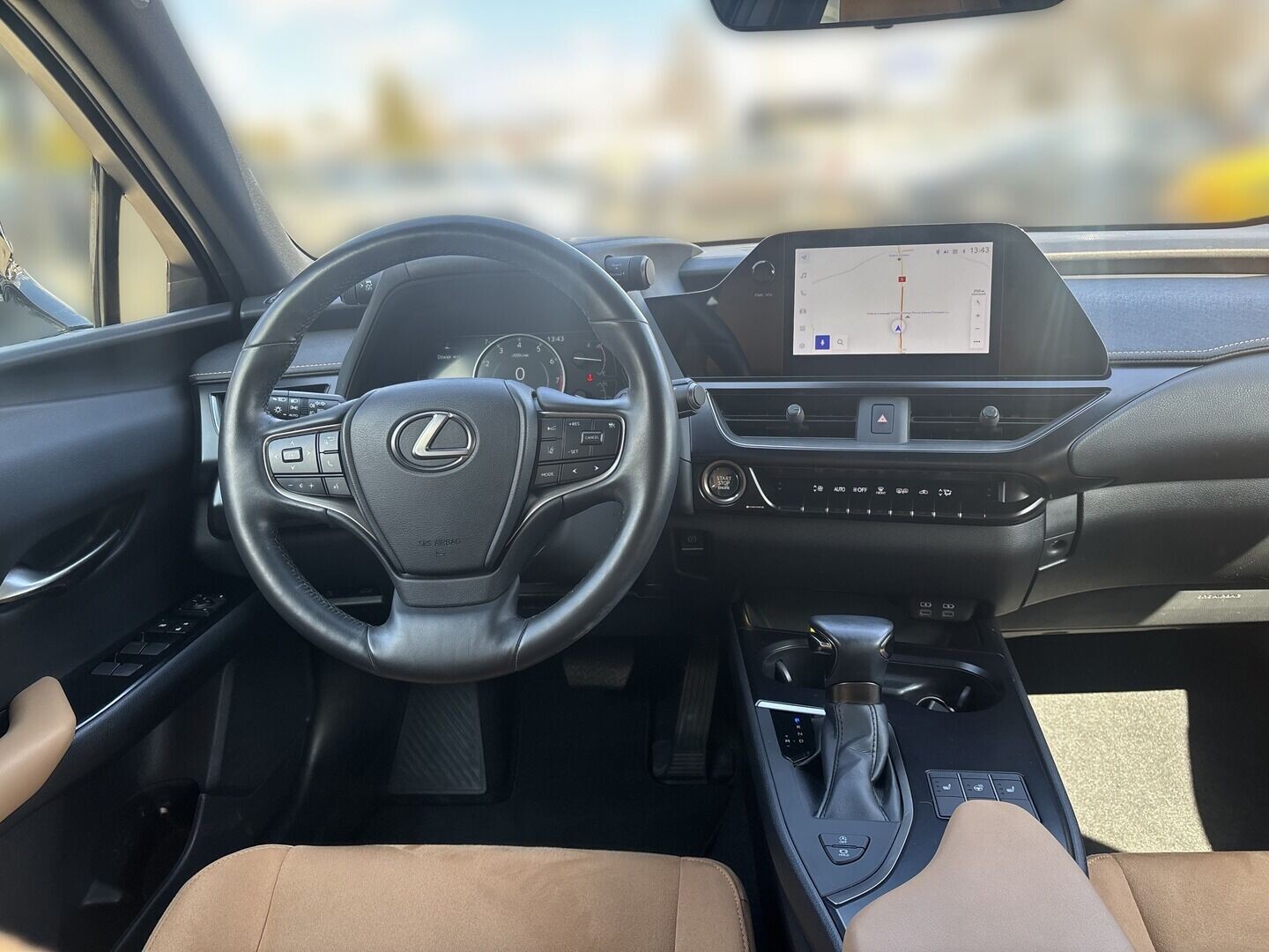 Lexus UX