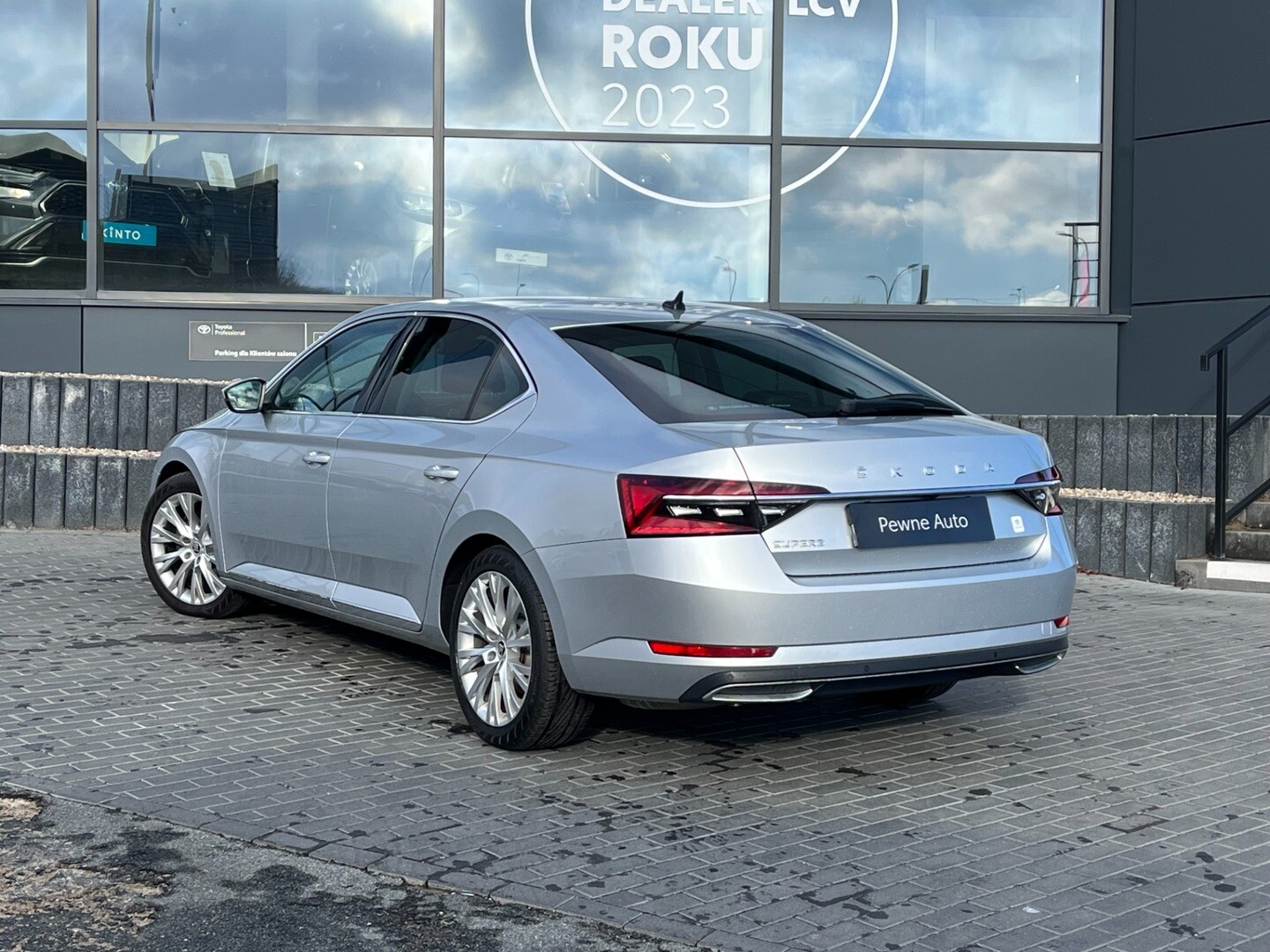 Škoda Superb