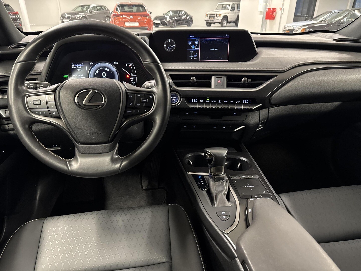 Lexus UX