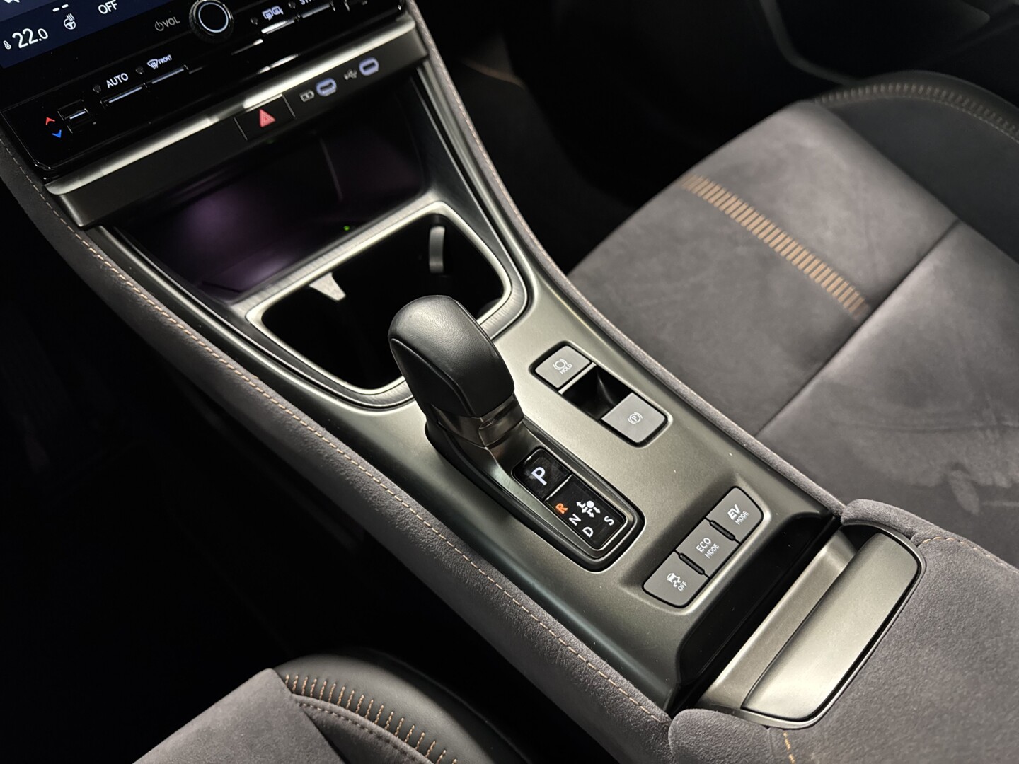 Lexus LBX