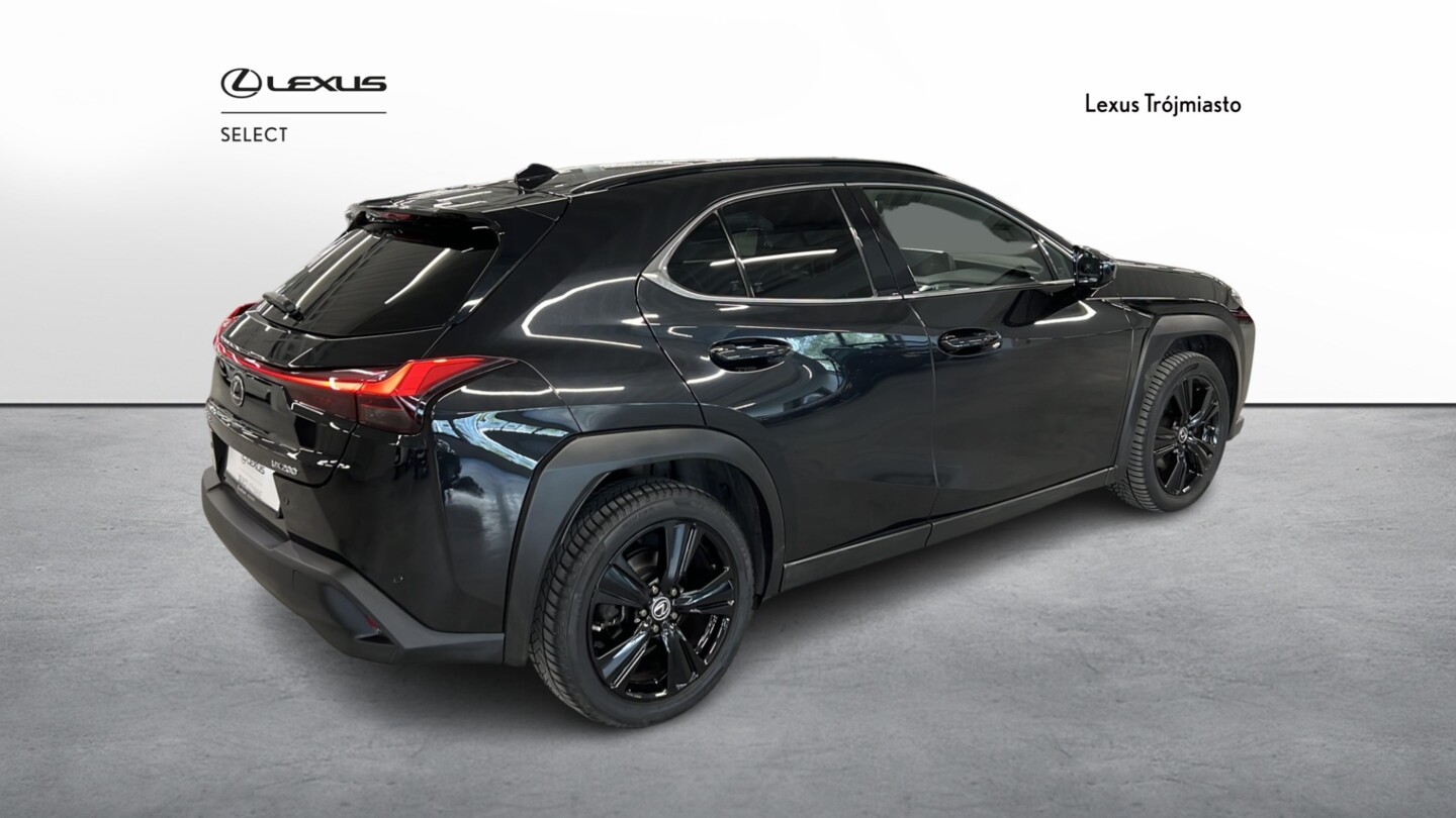 Lexus UX