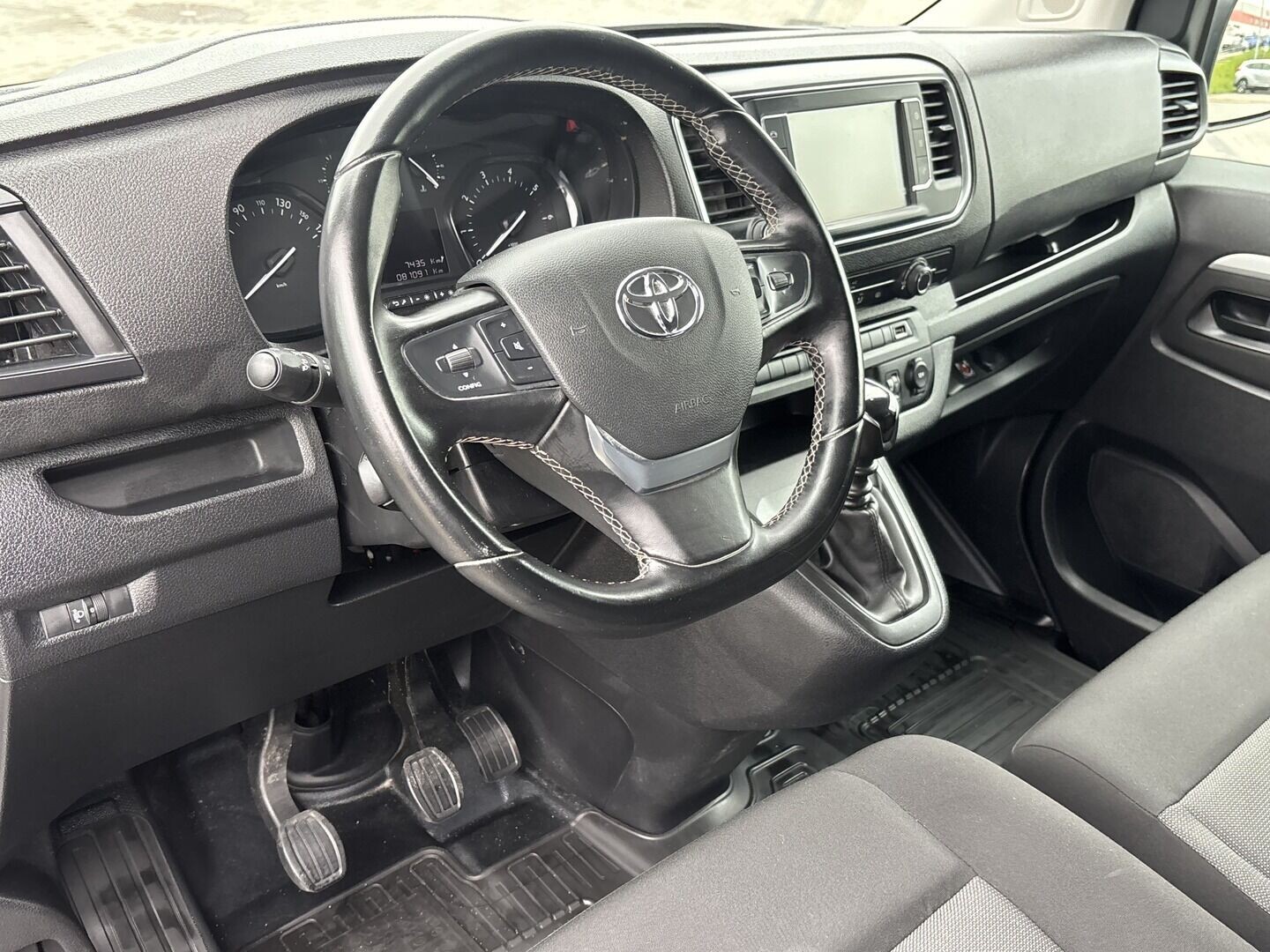 Toyota PROACE