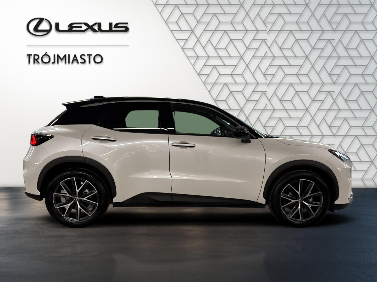 Lexus LBX