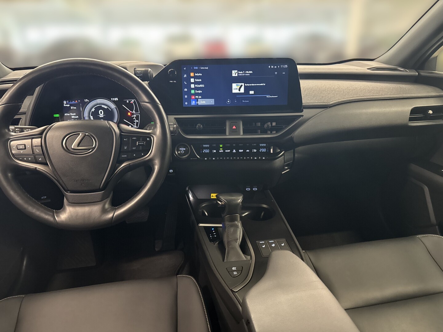 Lexus UX