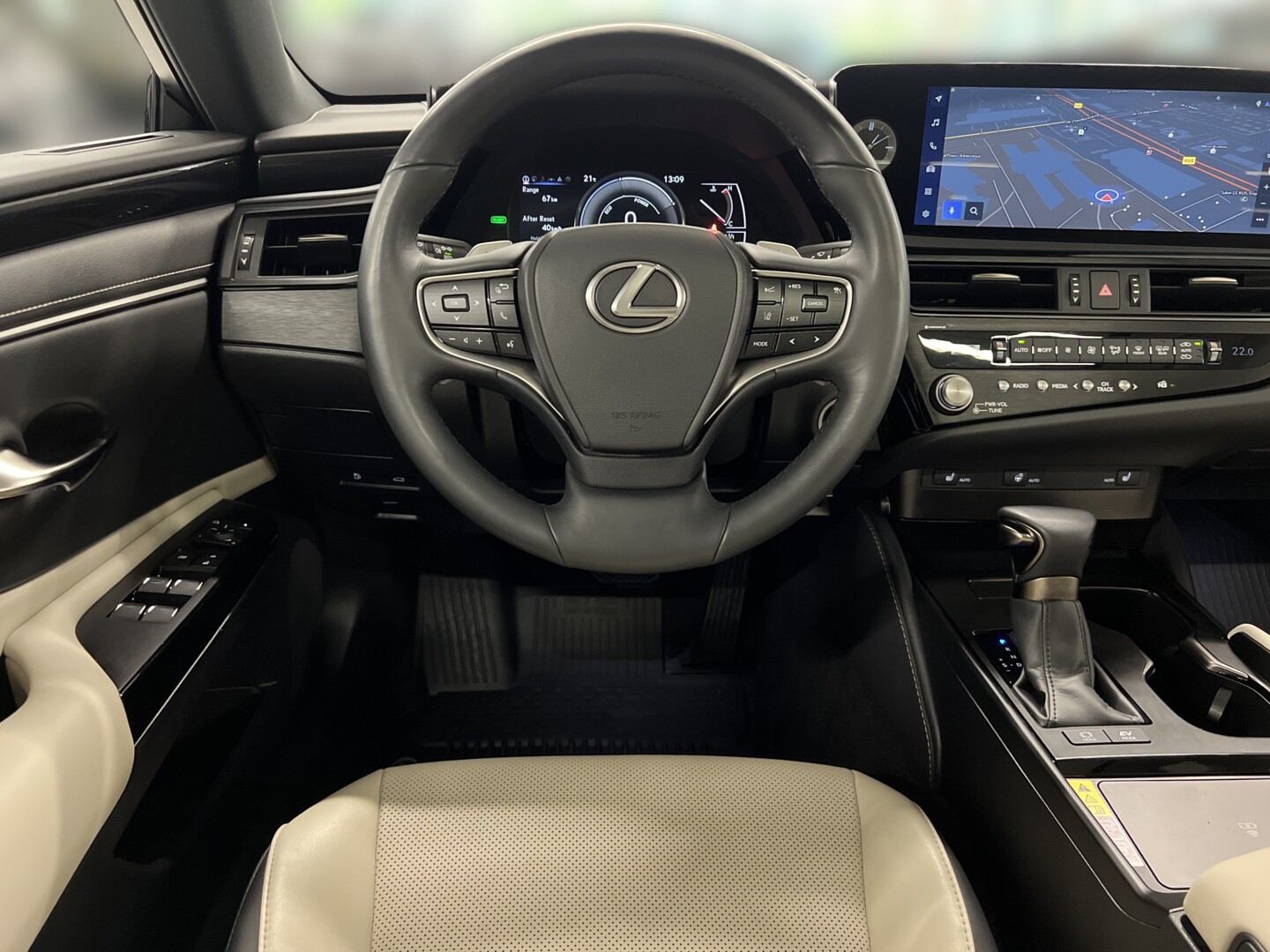 Lexus ES