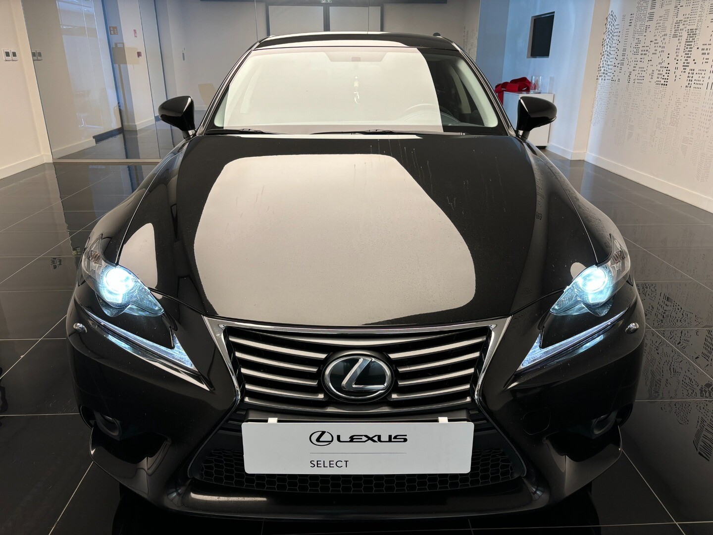 Lexus IS