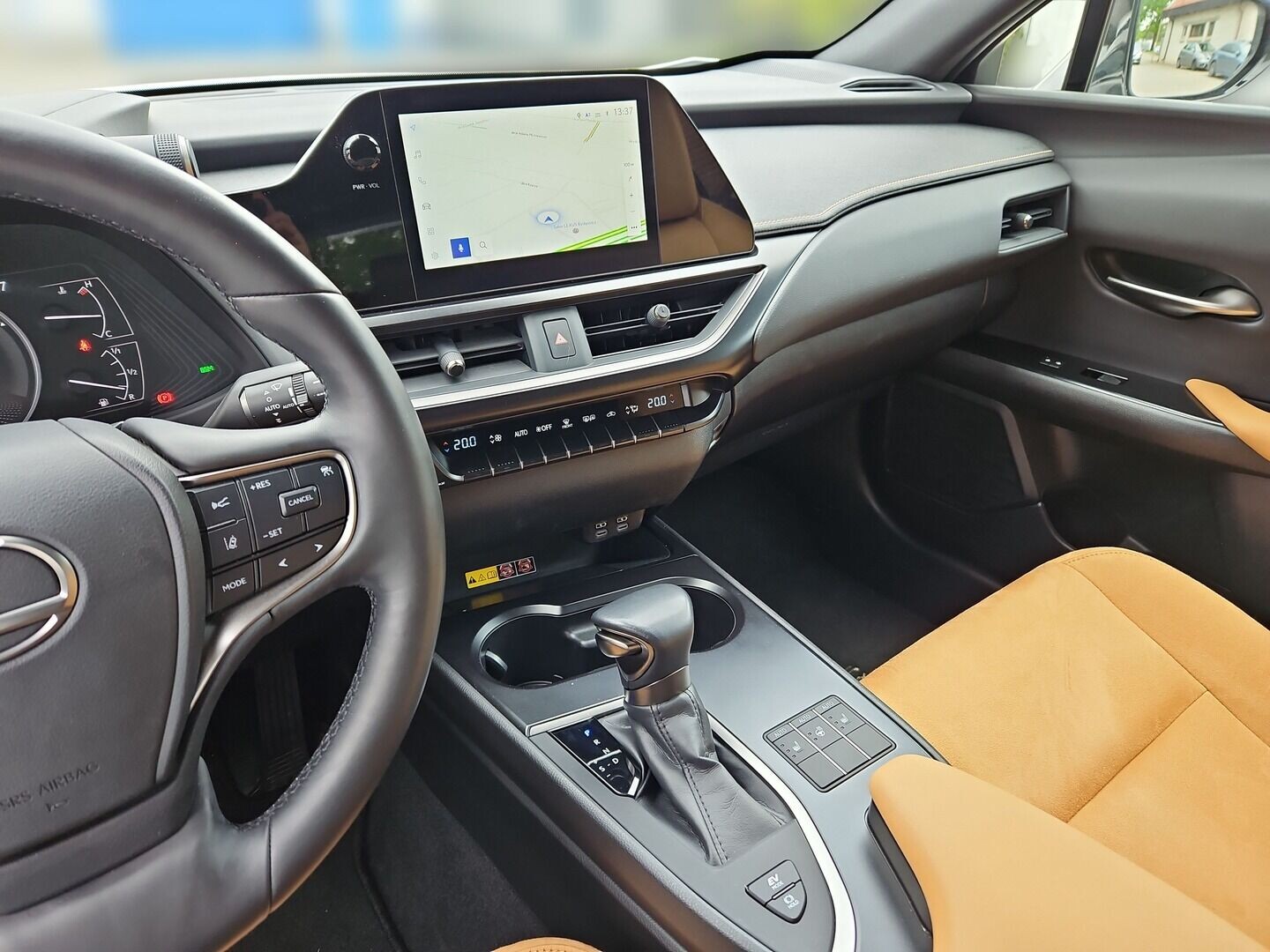 Lexus UX
