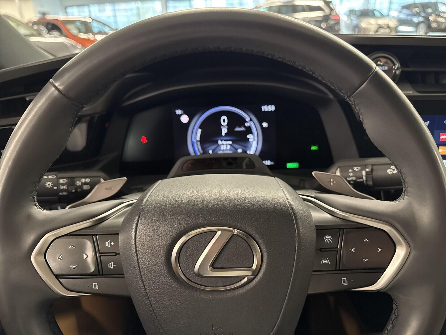 Lexus RZ