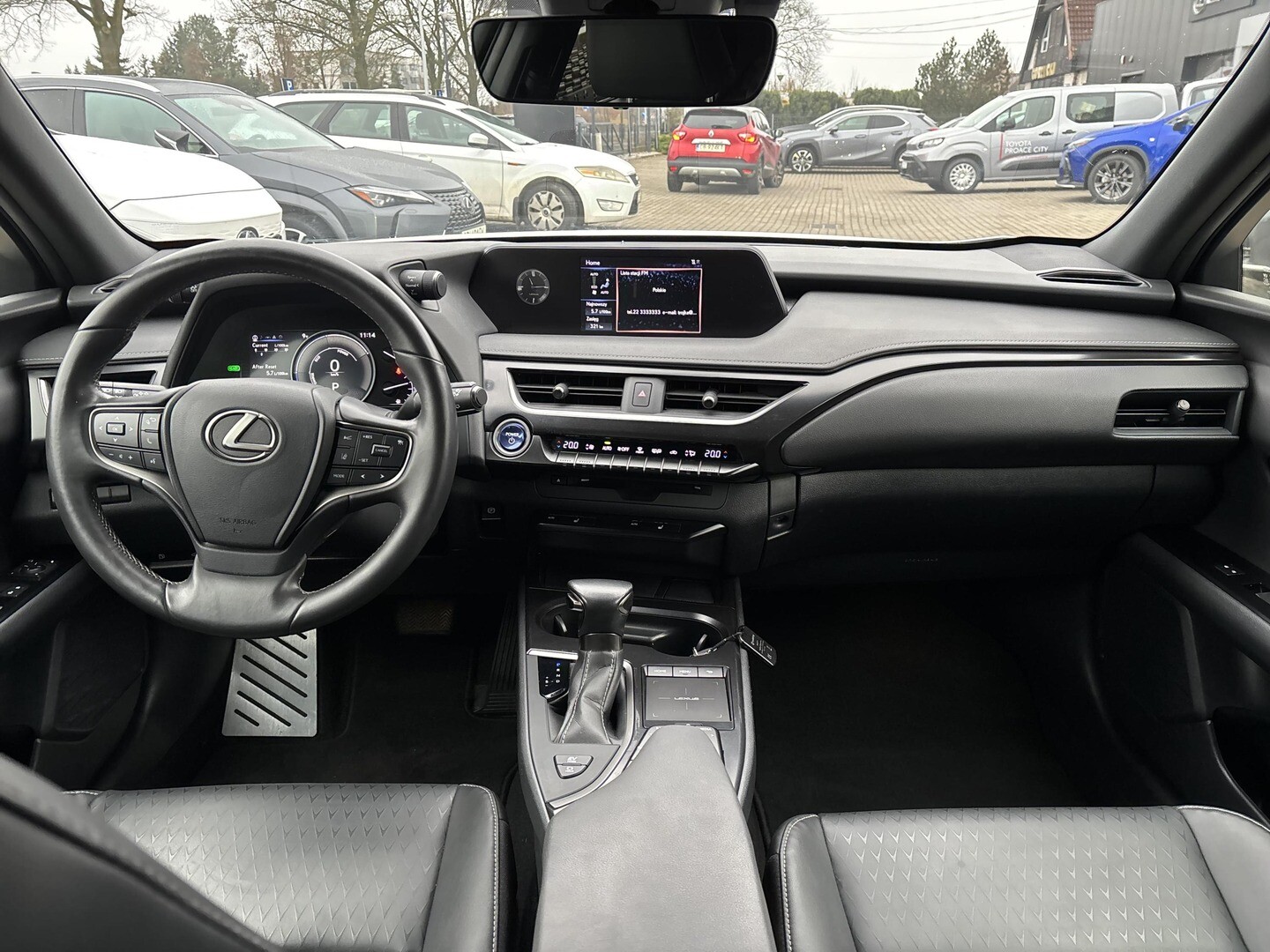 Lexus UX